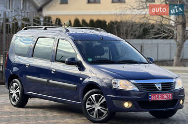 Седан Dacia Logan 2009 в Самборе