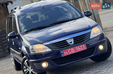 Седан Dacia Logan 2009 в Самборе