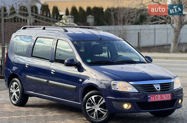 Седан Dacia Logan 2009 в Самборе