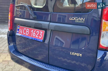 Седан Dacia Logan 2009 в Самборе