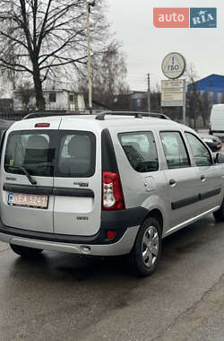 Седан Dacia Logan 2007 в Чернігові