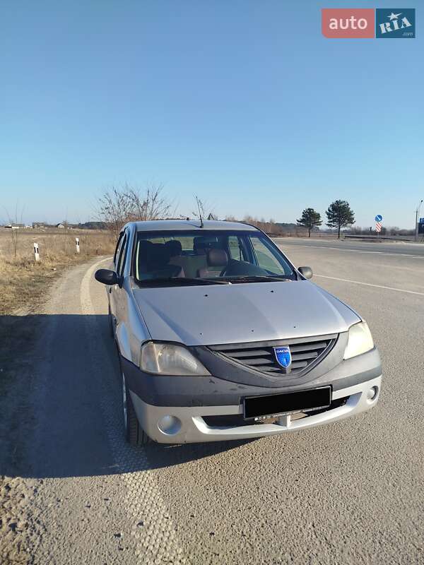 Седан Dacia Logan 2007 в Буську