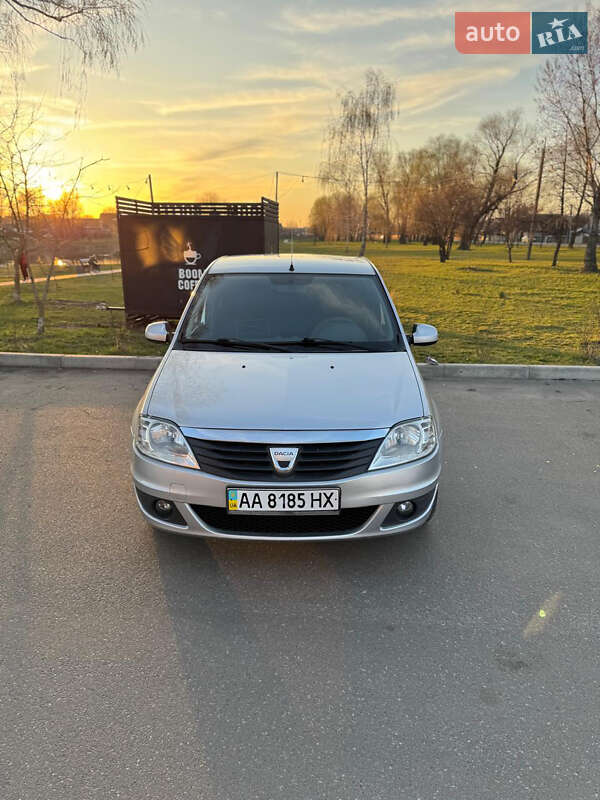 Dacia Logan 2008