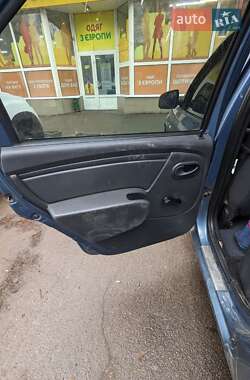 Седан Dacia Logan 2008 в 