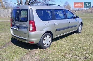 Седан Dacia Logan 2012 в 