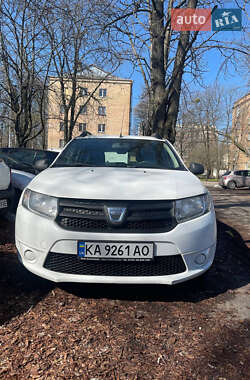 Седан Dacia Logan 2016 в 