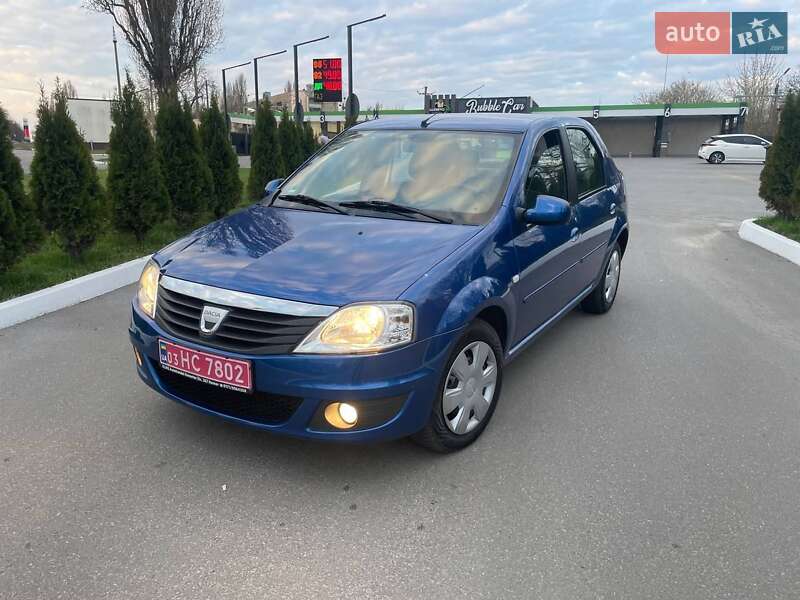 Седан Dacia Logan 2010 в Харькове