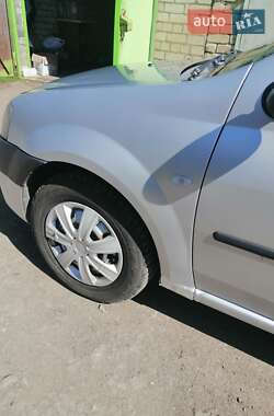 Седан Dacia Logan 2008 в 