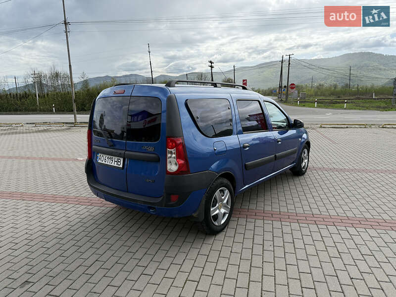 Седан Dacia Logan 2007 в Хусті