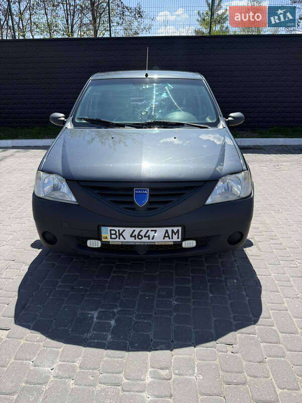 Седан Dacia Logan 2008 в Рівному