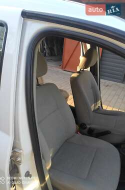 Седан Dacia Logan 2010 в 