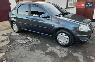 Седан Dacia Logan 2010 в 