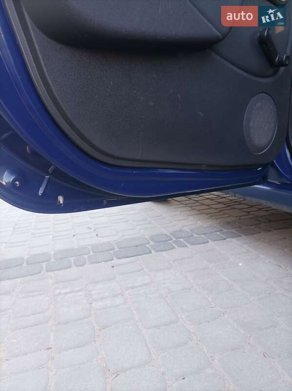 Седан Dacia Logan 2009 в Чорткові