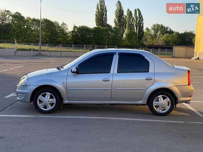Седан Dacia Logan 2008 в Кропивницком