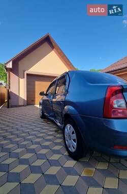 Седан Dacia Logan 2008 в 