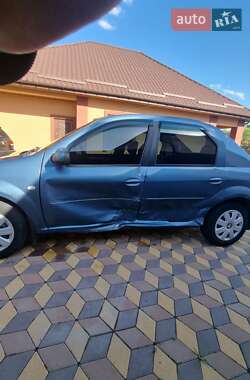 Седан Dacia Logan 2008 в 
