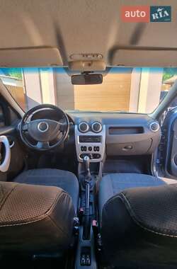 Седан Dacia Logan 2008 в 