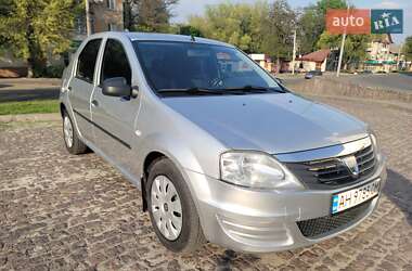 Седан Dacia Logan 2008 в Кам'янському