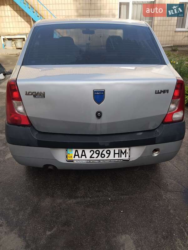 Седан Dacia Logan 2008 в Киеве