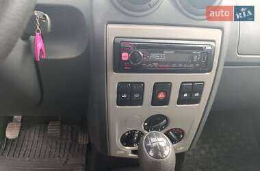 Седан Dacia Logan 2009 в 
