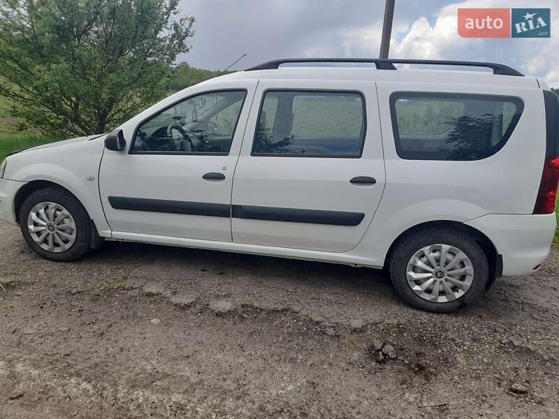 Универсал Dacia Logan 2009 в 