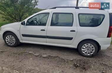 Универсал Dacia Logan 2009 в 