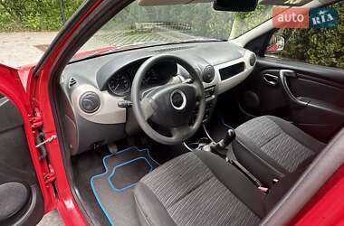 Седан Dacia Logan 2008 в 