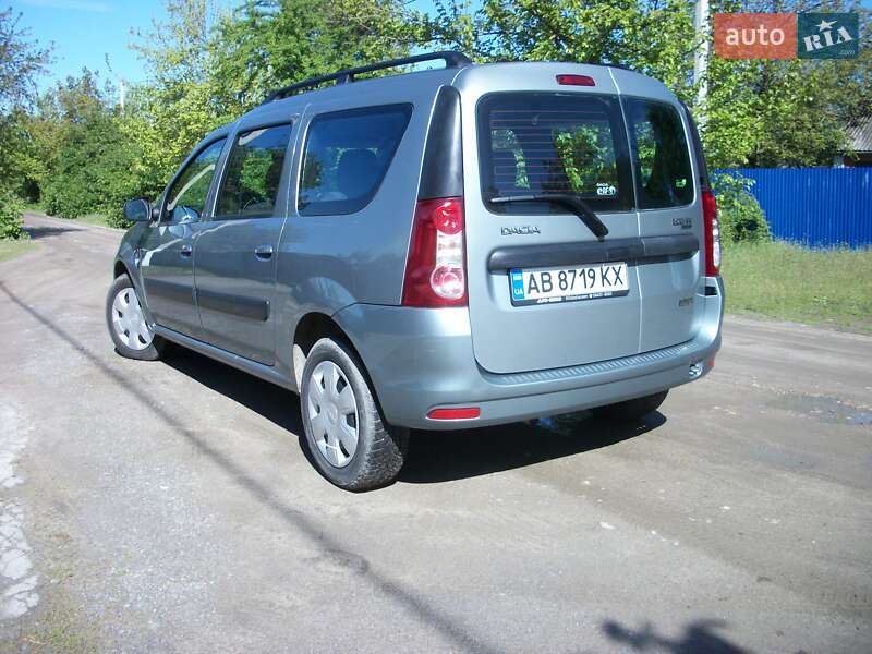 Седан Dacia Logan 2009 в Виннице