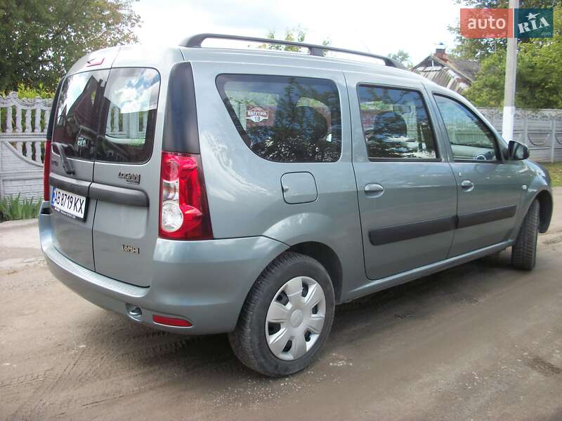 Седан Dacia Logan 2009 в Виннице