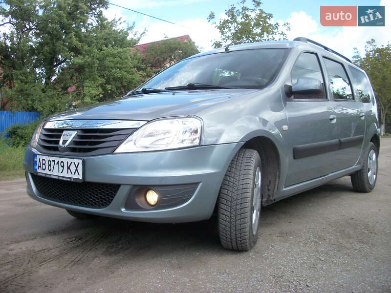 Седан Dacia Logan 2009 в Виннице