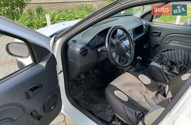 Седан Dacia Logan 2006 в 