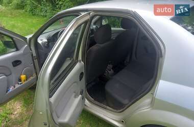 Седан Dacia Logan 2006 в 