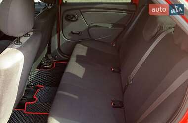 Седан Dacia Logan 2009 в 