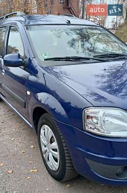 Седан Dacia Logan 2009 в 
