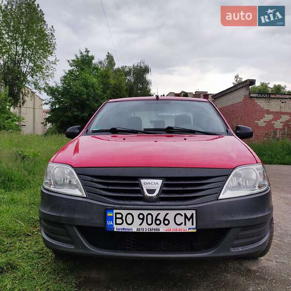 Седан Dacia Logan 2009 в Тернополі