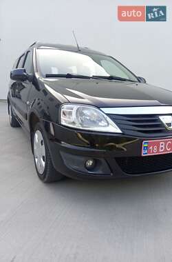 Седан Dacia Logan 2009 в 