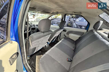 Седан Dacia Logan 2006 в 
