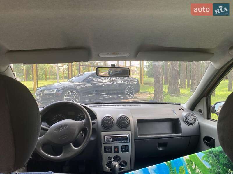 Седан Dacia Logan 2007 в Славутиче