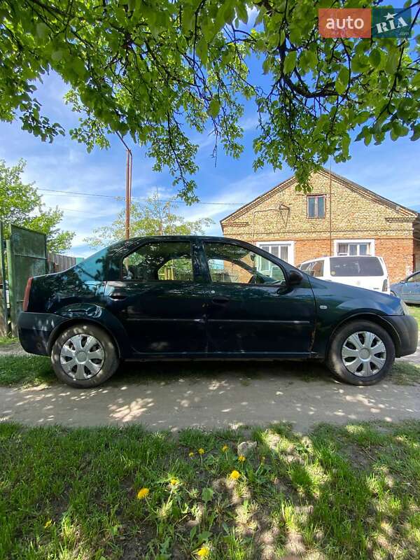Седан Dacia Logan 2006 в Золочеві