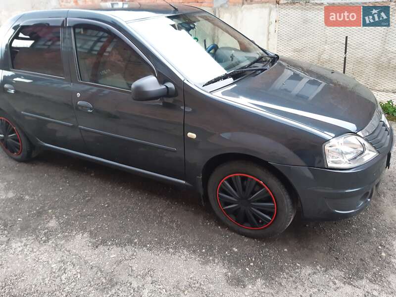 Седан Dacia Logan 2008 в Харькове