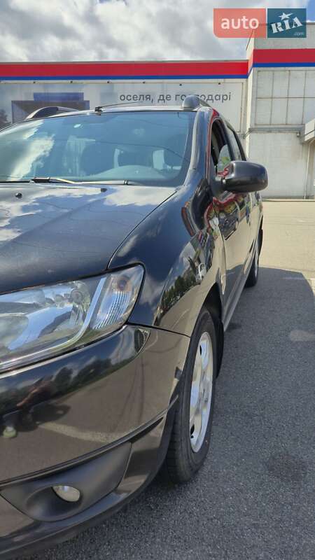 Седан Dacia Logan 2016 в Киеве