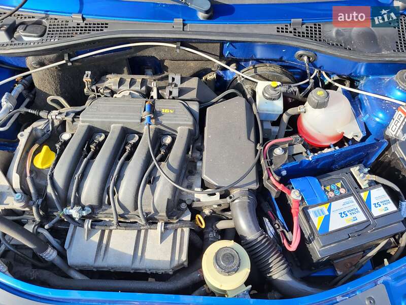 Седан Dacia Logan 2010 в Кропивницком