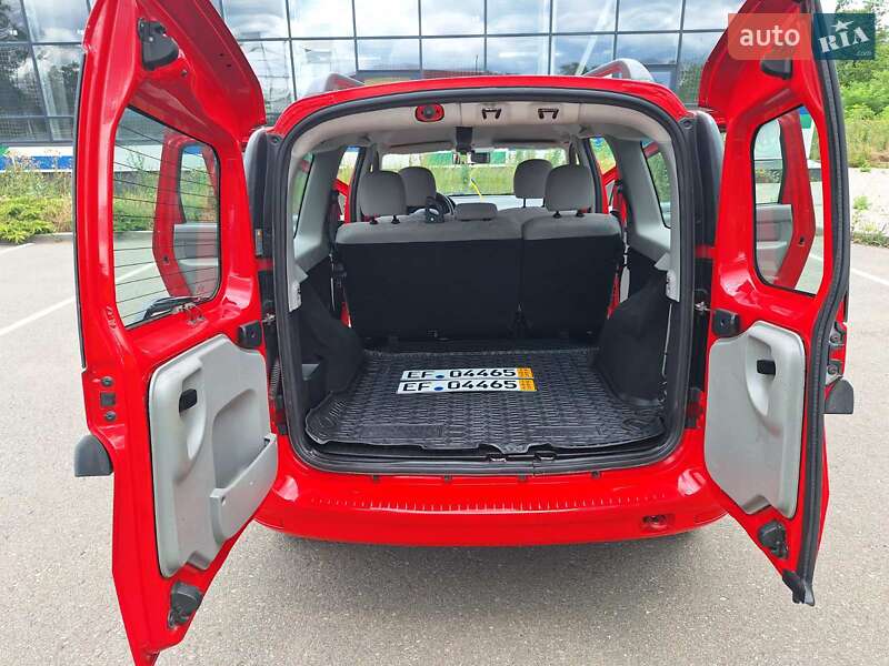 Седан Dacia Logan 2010 в Краматорске