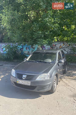 Седан Dacia Logan 2008 в Львові
