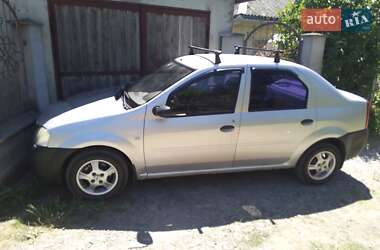 Седан Dacia Logan 2008 в Воловце