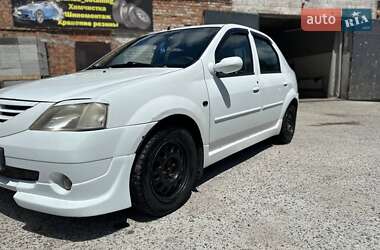 Седан Dacia Logan 2006 в Соленом