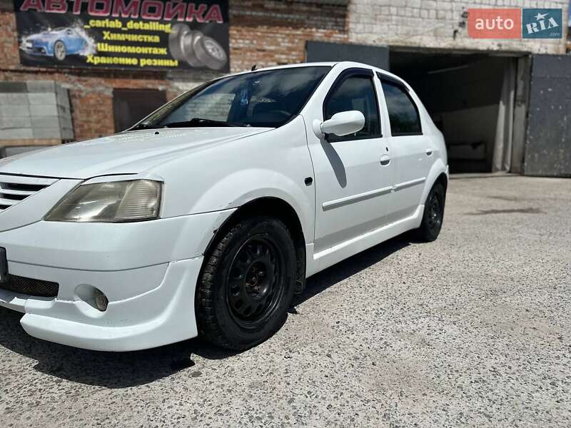 Dacia Logan 2006