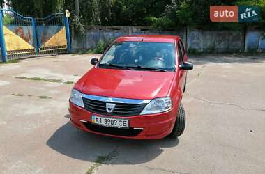 Седан Dacia Logan 2008 в Чернігові