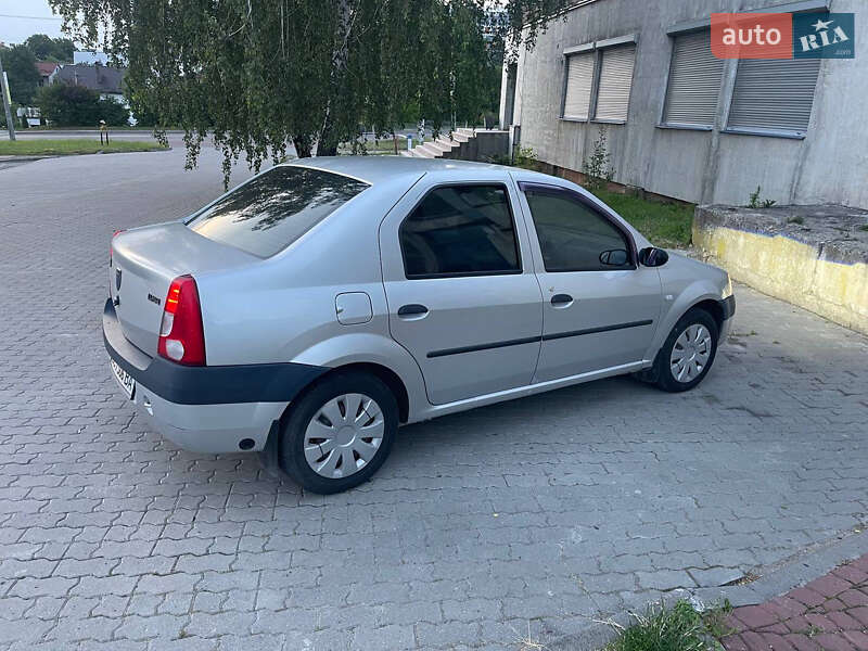 Седан Dacia Logan 2007 в Львове