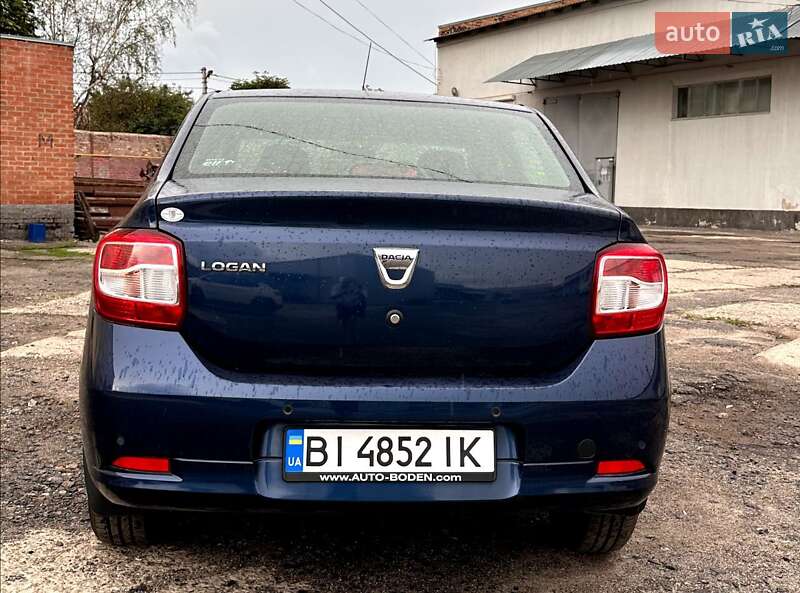 Седан Dacia Logan 2015 в Полтаві